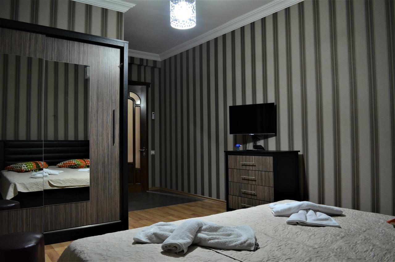 Guest House Amo Batumi Exterior photo