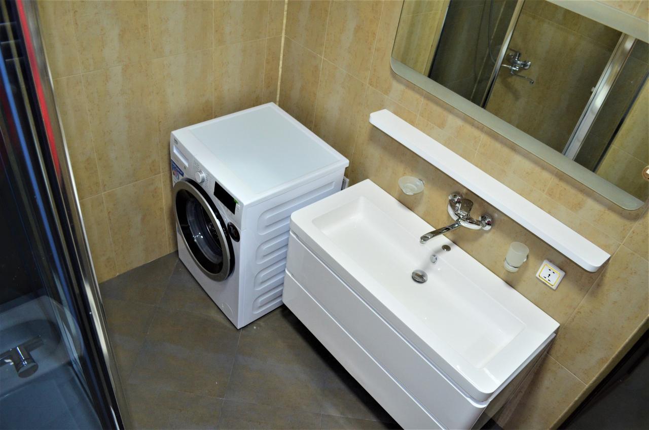 Guest House Amo Batumi Exterior photo